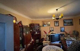 Casa de 52 mp, teren de 300 mp, Bulevard 1 Mai