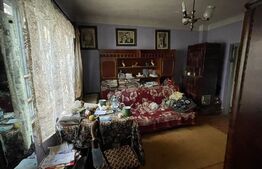 Casa de 52 mp, teren de 300 mp, Bulevard 1 Mai