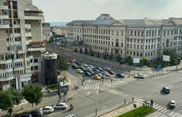 Garsoniera spatioasa, 40 mp, mobilata modern, zona Centrala