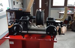 Service auto si spalatorie, cu 756 mp teren intravilan, Malu Mare!