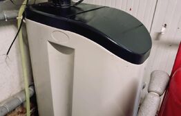 Service auto si spalatorie, cu 756 mp teren intravilan, Malu Mare!