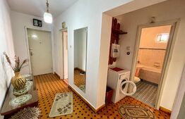 Apartament 2 camere, 56 mp, modest, zona Nanterre Mc Donalds