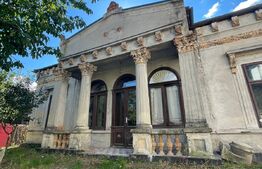 Casă boierească, 409 mp desfășurați, 1600 mp teren, Central