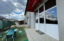 Casa de 543 mp utili, cu spatiu comercial la parter, Simnicu de Sus