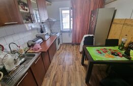 Apartament de 3 camere, 65 mp, balcon, 1 Mai (Carrefour)