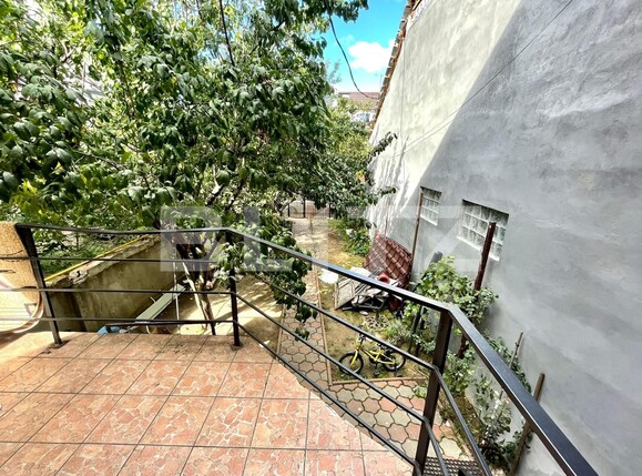 Casa de vânzare 4 camere 1 Mai - 99118CV | BLITZ Craiova | Poza8