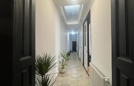 Apartament in casa, 4 camere, 76.8 mp utili, Central