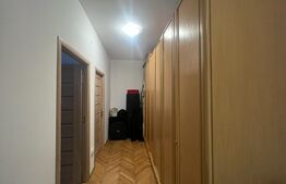 Apartament in casa, 4 camere, 76.8 mp utili, Central