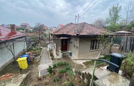 Teren cu casă, 557 mp cu 95 mp utili, Valea Roșie