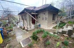 Teren cu casă, 557 mp cu 95 mp utili, Valea Roșie