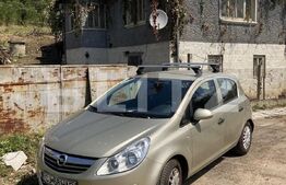 casa 2 nivele 154 mp , gradina