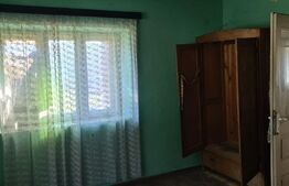 Casa batraneasca 69 mp cu teren 3893mp