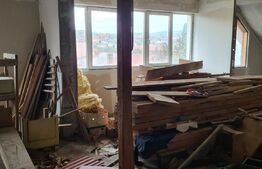 De vanzare casa in zona buna.