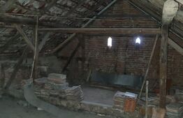 Casă zonă centrală,100 mp utili,garaj, cu teren  800 mp