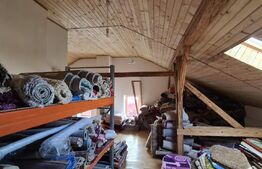 Spatiu comercial, casa veche si teren