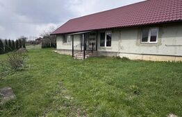 Casă de vânzare,  zonă deosebită , teren generos,Sălișca