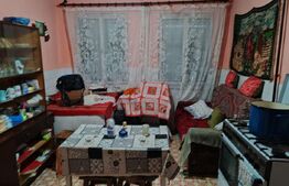 Casă 4 camere , zonă liniștită 