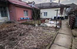 Casa zonă centrală Dej,curte comună, 31mp