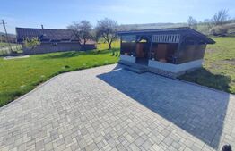 Casa 2 camere , foisor , zona linistita 