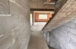 Casă de vânzare la roșu,500 mp utili potențial Unic, loc. Mănăstirea