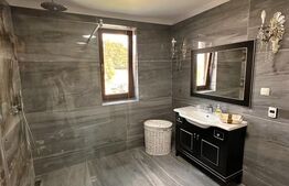 Casă impunătoare de lux – ultra dotată și mobilată - locație deosebită