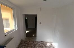 Casă 2 camere, terasa, curte ,zona liniștită lângă pădure