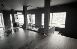 Spațiu comercial, 6 incaperi, 237 mp, zona Big