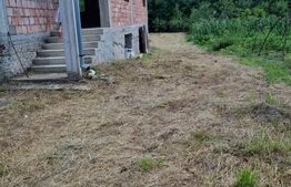 Casă de vânzare la roșu, Cășeiu – 250 mp utili și teren generos de 1.553 mp