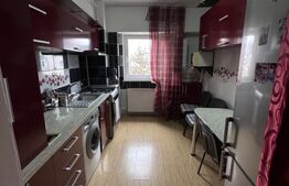 Apartament de vanzare, cu 3 camere, 67 mp, zona UM