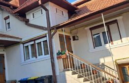 Casă de vanzare, cu 6 camere, 200 mp, zona centrala-Dej