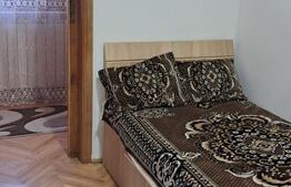Casă de vanzare, cu 6 camere, 200 mp, zona centrala-Dej