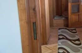 Casă de vanzare, cu 6 camere, 200 mp, zona centrala-Dej