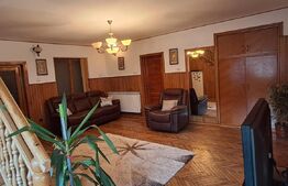 Casă de vanzare, cu 6 camere, 200 mp, zona centrala-Dej