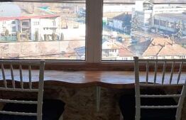 Casă de vanzare, cu 6 camere, 200 mp, zona centrala-Dej