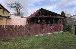 Casă de vânzare 3 camere 95 mp, gradină 519 mp, zona centrală