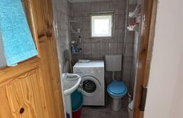 Casă de vânzare 3 camere 95 mp, gradină 519 mp, zona centrală