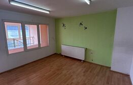 Spatiu de birouri, de inchiriat, 19 mp, zona centrala