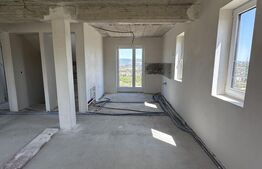 Casă nouă, priveliște panoramică, 400 mp teren