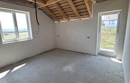 Casă nouă, priveliște panoramică, 400 mp teren