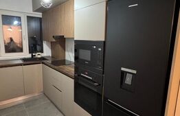 Apartament de 3 camere, renovat+garaj inclus