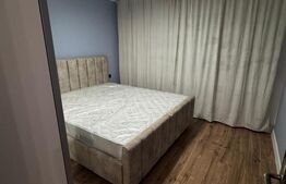 Apartament de 3 camere, renovat+garaj inclus
