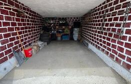 Apartament de 3 camere, renovat+garaj inclus