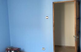 Apartament de 3 camere, 2 bai si balcon inchis, etaj intermediar