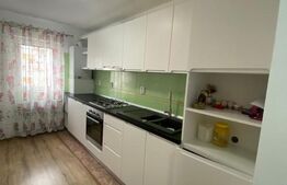 Apartament 3 camere, decomandat, zona Standard