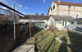 Casă pe un nivel, 3 camere, curte + anexe, ideală pentru personalizare– Gherla