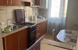 Apartament de vanzare, cu 2 camere, etaj 3/4, Semidecomandat