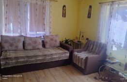  Casă cochetă 3 camere ,90 mp ,300 mp teren.Zonă liniștită 