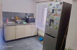  Casă cochetă 3 camere ,90 mp ,300 mp teren.Zonă liniștită 