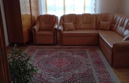 Casă spațioasă cu teren generos, de 3000 mp și priveliște superbă în Cuzdrioara 