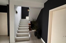 Casa de vanzare, 3 camere, 150 mp - Dej